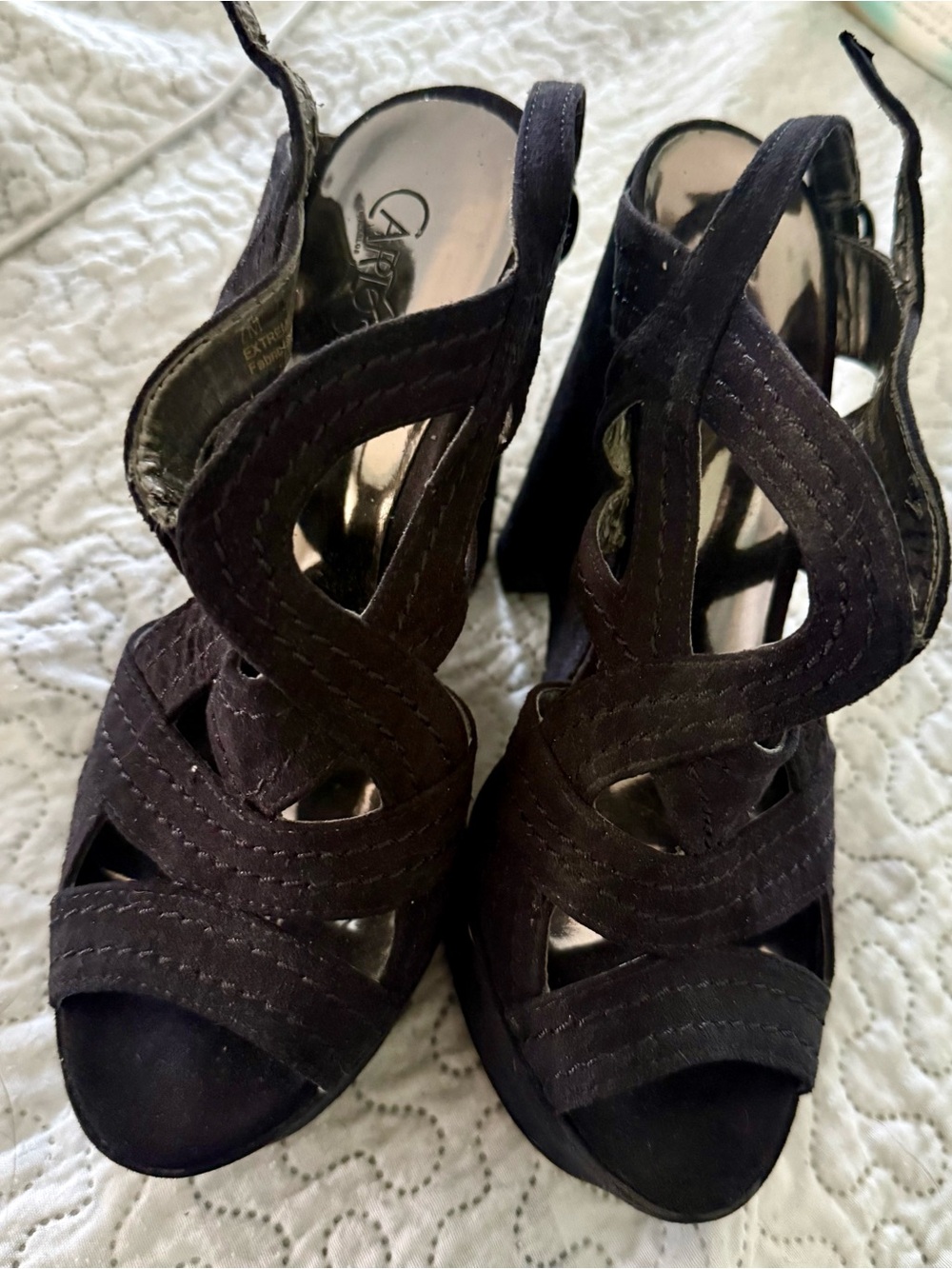 Sexy Carlos Santana Black Suede Platform Wedge Sandals (Size 7) - Picture 3 of 8